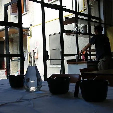 Cascina Respau Hostel Como