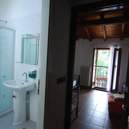 אכסניה Cascina Respau